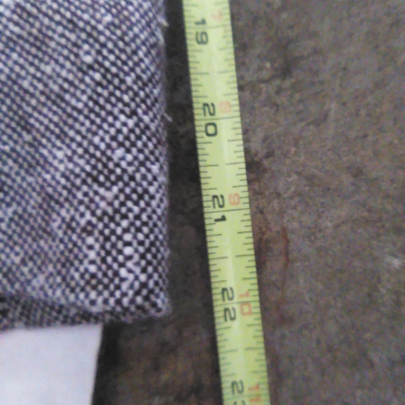 Two piece skirt suit - Picture 4 of 12